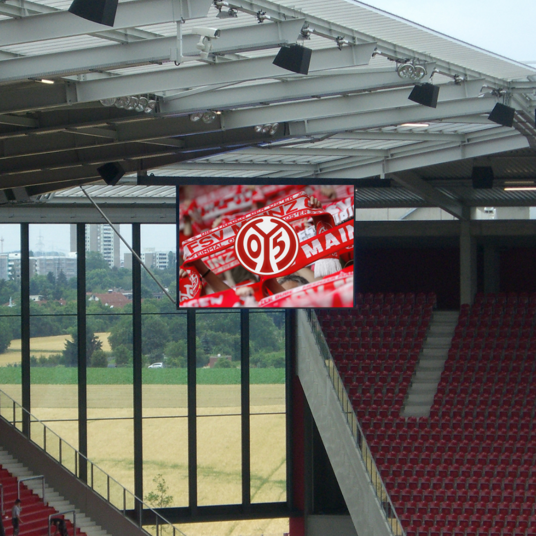 LED-Videowand in einer Sportarena in Betrieb