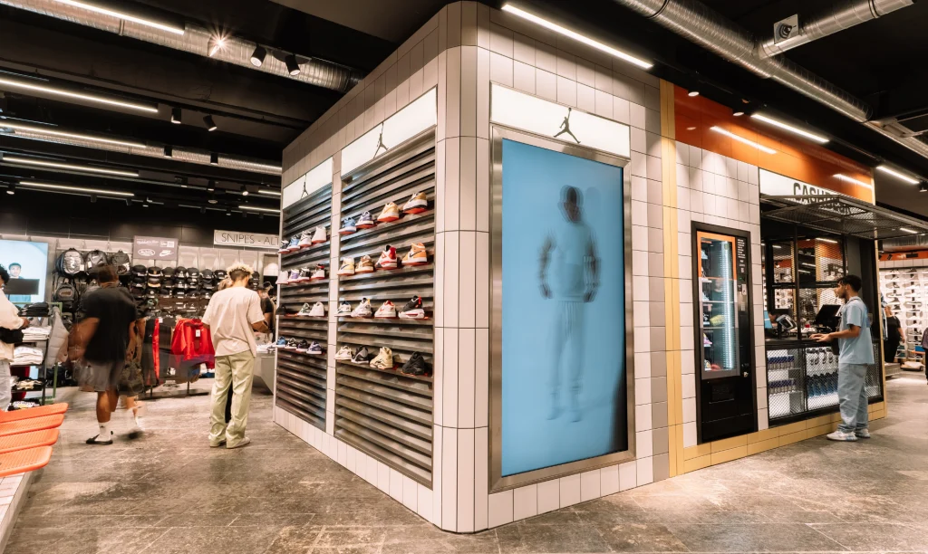 Retail Geschäft Innenraum LED-Videowall