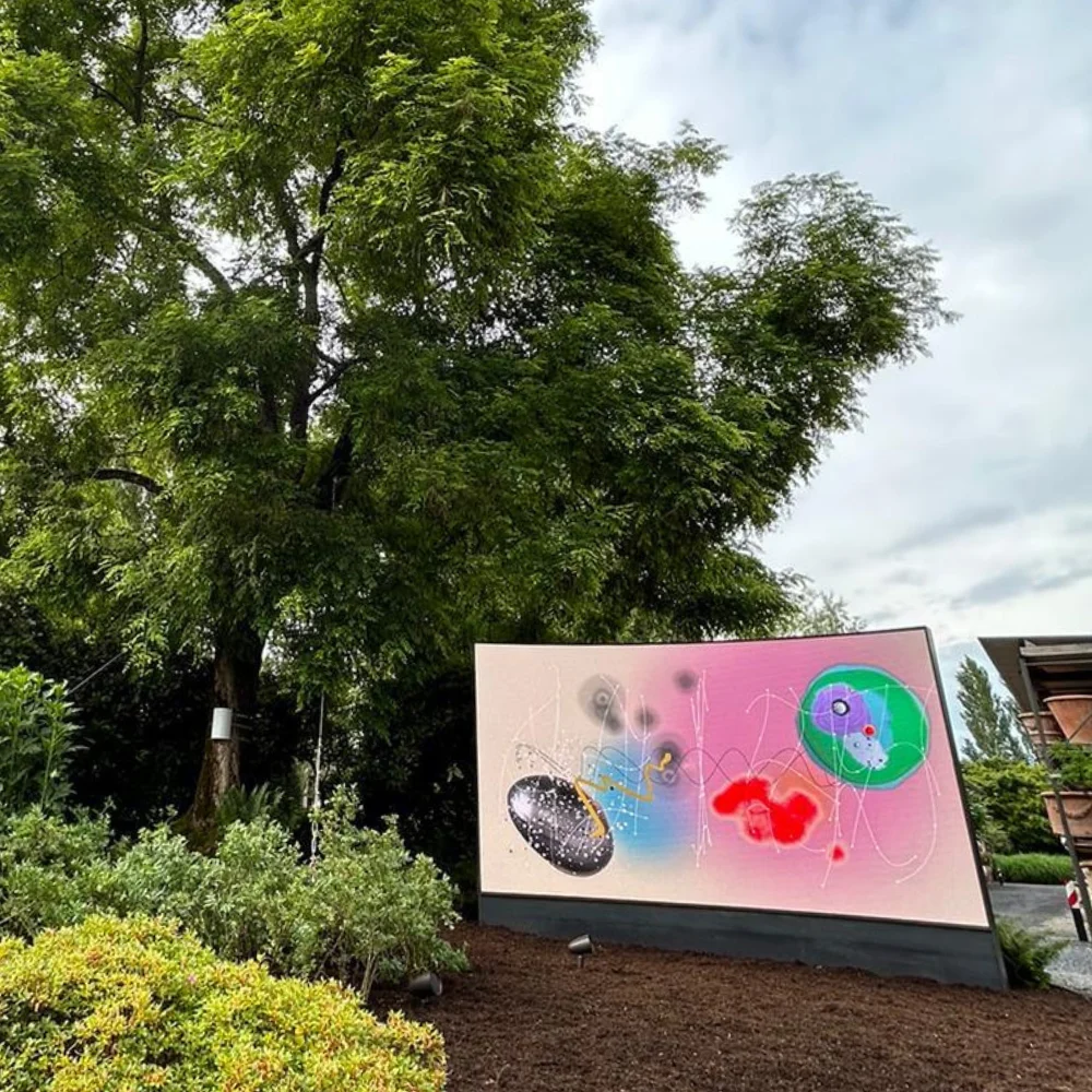 Installation Schweizer Museum Outdoor LED-Wand